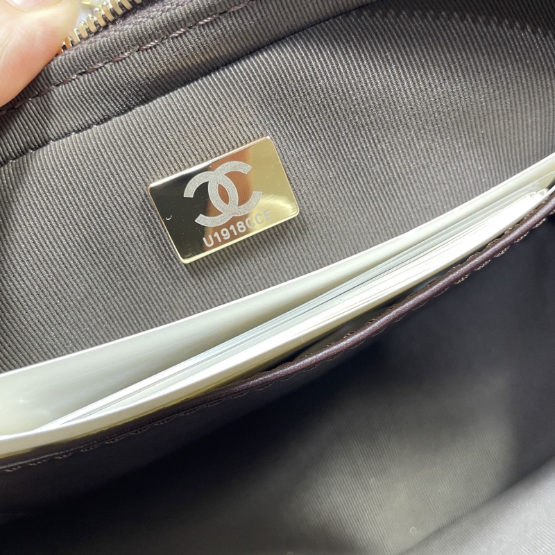 Ch**el shopping bags